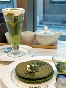 Read more about the article 京都┃中村藤吉：必點四条店限定，彷彿在喝茶的鬆餅！