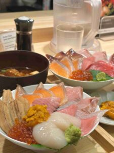 Read more about the article 京都┃玄海丼 Genkai-don：河原町必吃海鮮丼，新鮮海味直送！