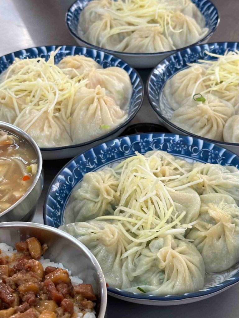 彰化｜莊手工鮮肉湯包：爆汁湯包的在地傳奇，吃一口就愛上！