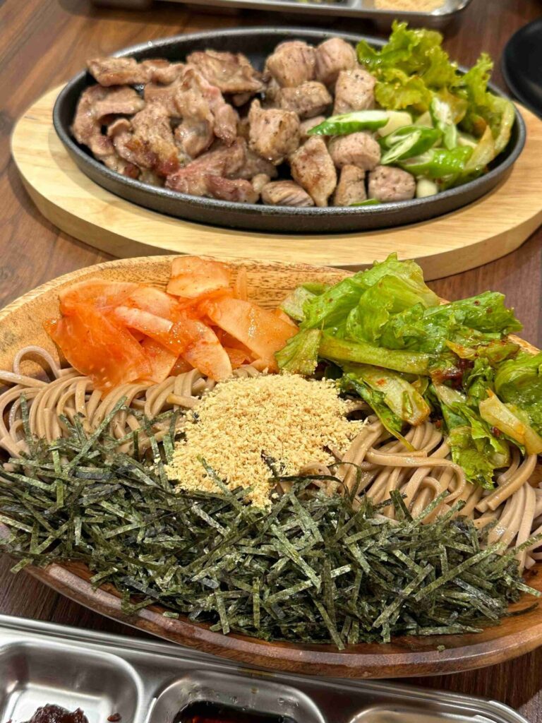台南美食|南人燒肉:韓國人開的超道地深夜烤肉店,代烤上桌輕鬆吃!