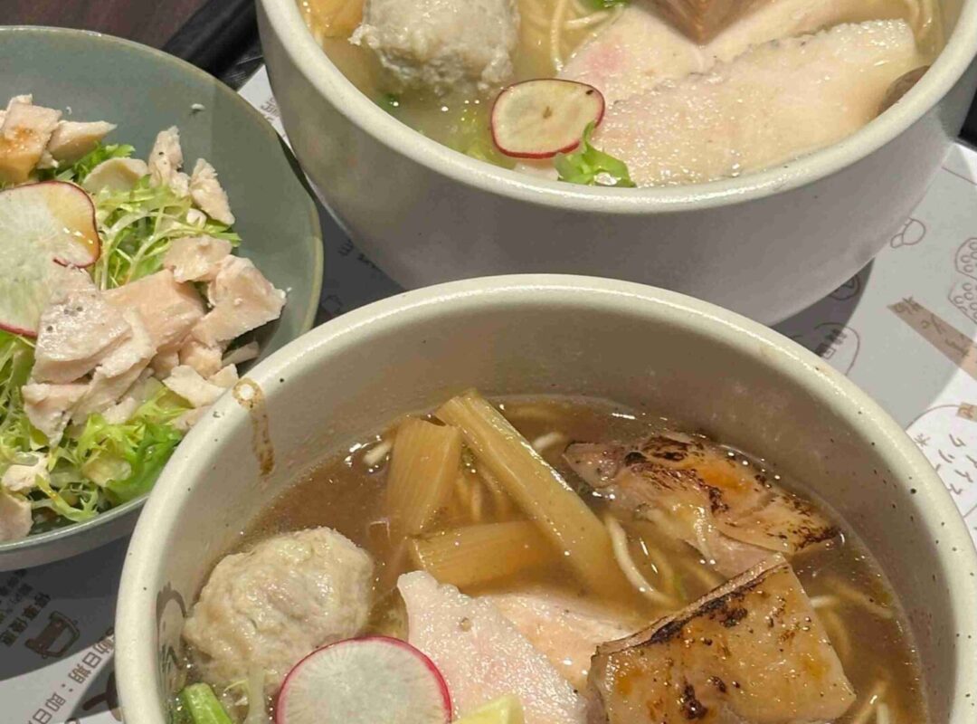 台中┃雞湯桑Torisan： 濃郁雞白湯暖入心，LaLaport美食街拉麵新開幕！