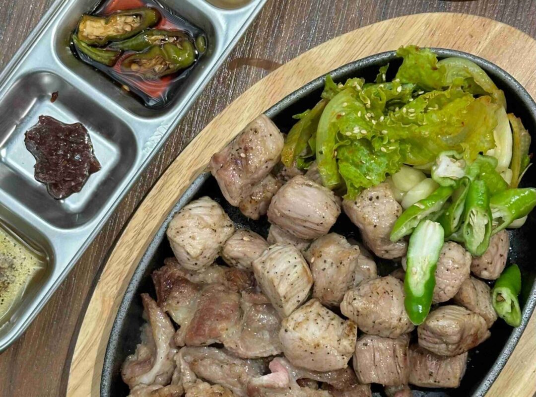 台南┃南人燒肉：韓國人開的超道地深夜烤肉店，代烤上桌輕鬆吃！