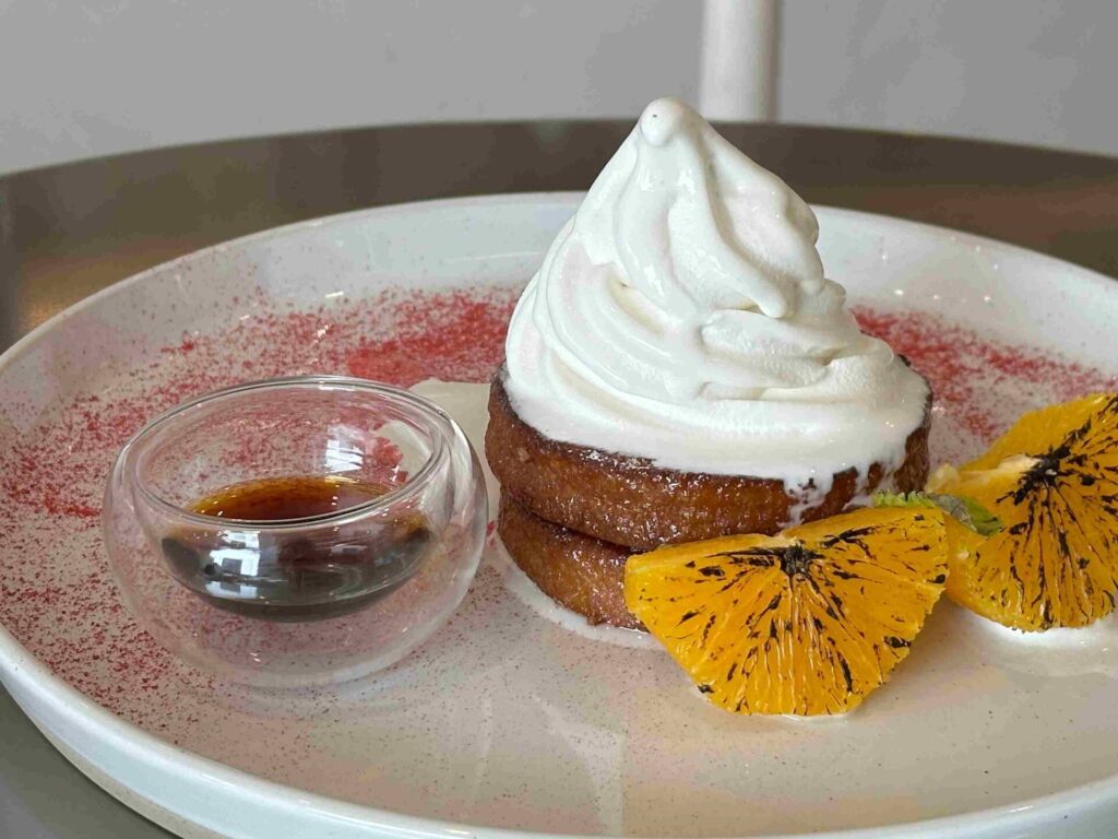 台中美食|kafeD 水湳旗艦店:自家烘焙咖啡豆與自製年輪蛋糕,最美德式咖啡館!