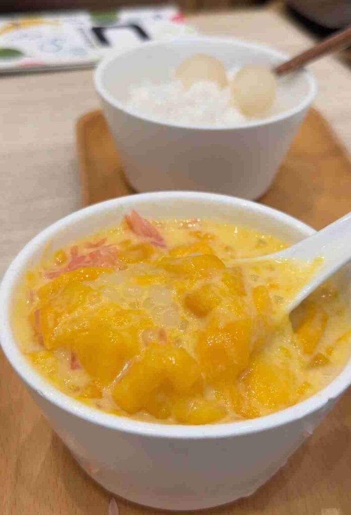 香港灣仔｜C DESSERT：人氣港式糖水店，必吃62顆龍眼做成的龍凰冰！