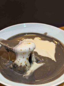 Read more about the article 台中┃水澤潤舖：麻糬超軟、豆花超豆、芝麻糊超芝麻，絕對是最養身健康的甜品之一！