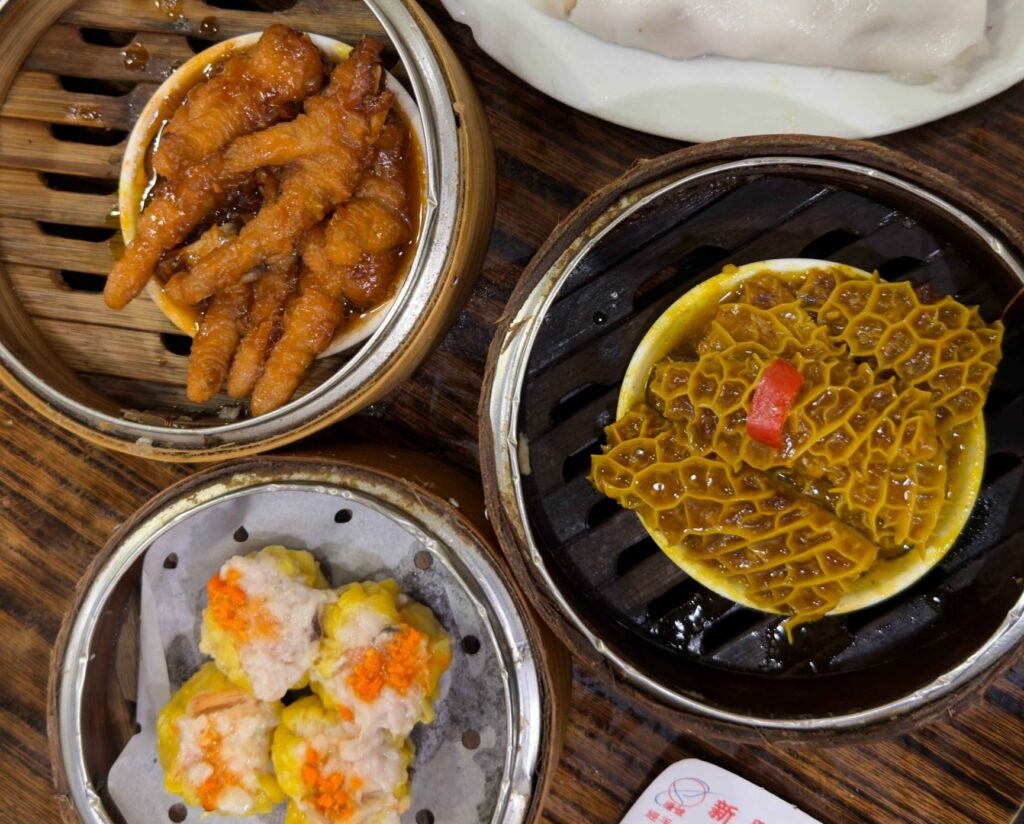 香港堅尼地城｜新興食家：許多明星愛的老店，真的值得排隊嗎？
