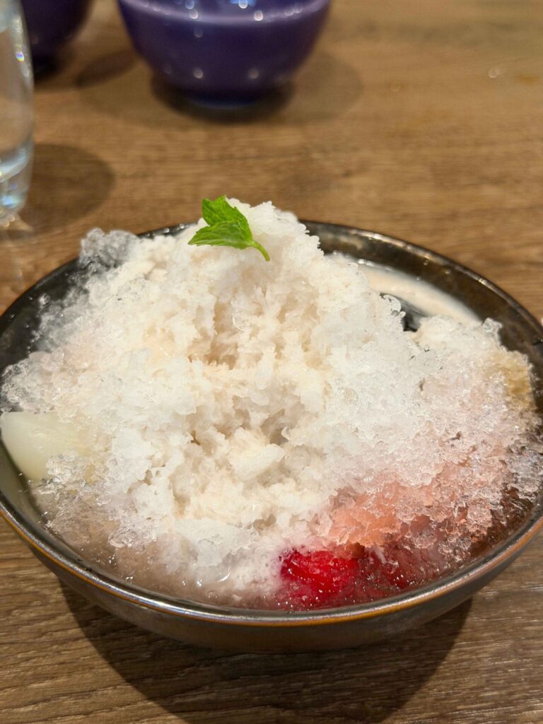 台中美食｜NARA Thai Cuisine：米其林推薦的泰式料理，燒茄鮮蝦沙拉超有特色！期待台中漢神百貨開幕！