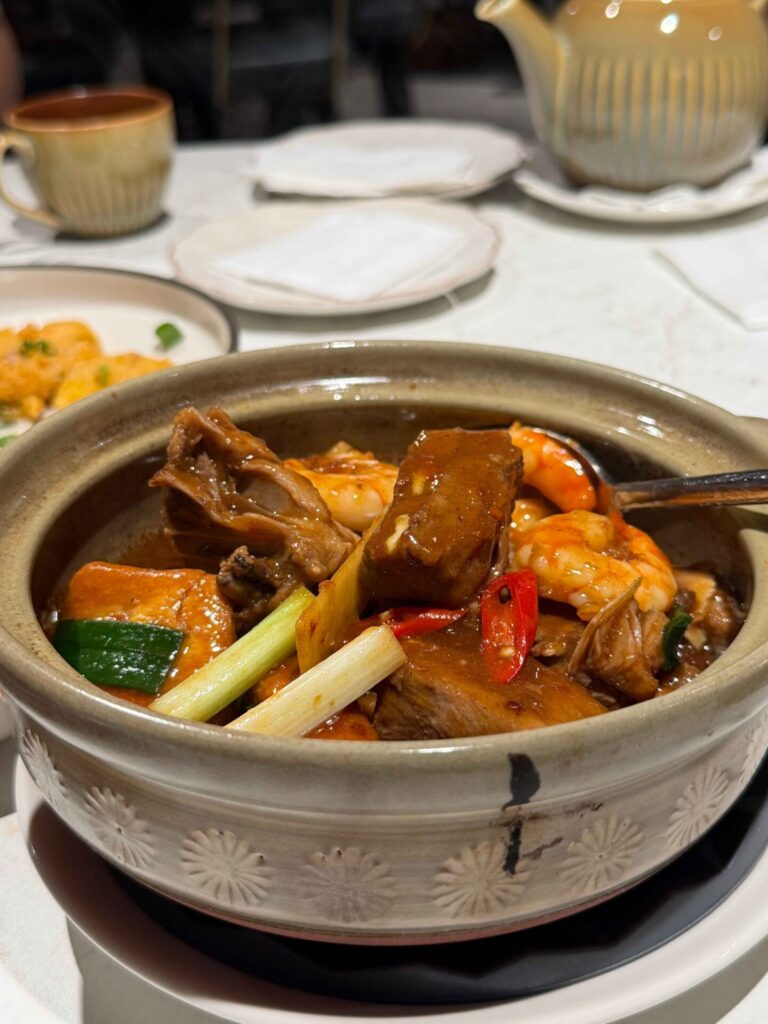台中美食|九華樓:跳跳糖片鴨捲餅超特別,手工鴨蛋黃布丁超好吃!九華樓 朝富店|大推什麼都能吃到的全鴨匯!四個人吃份量剛剛好!