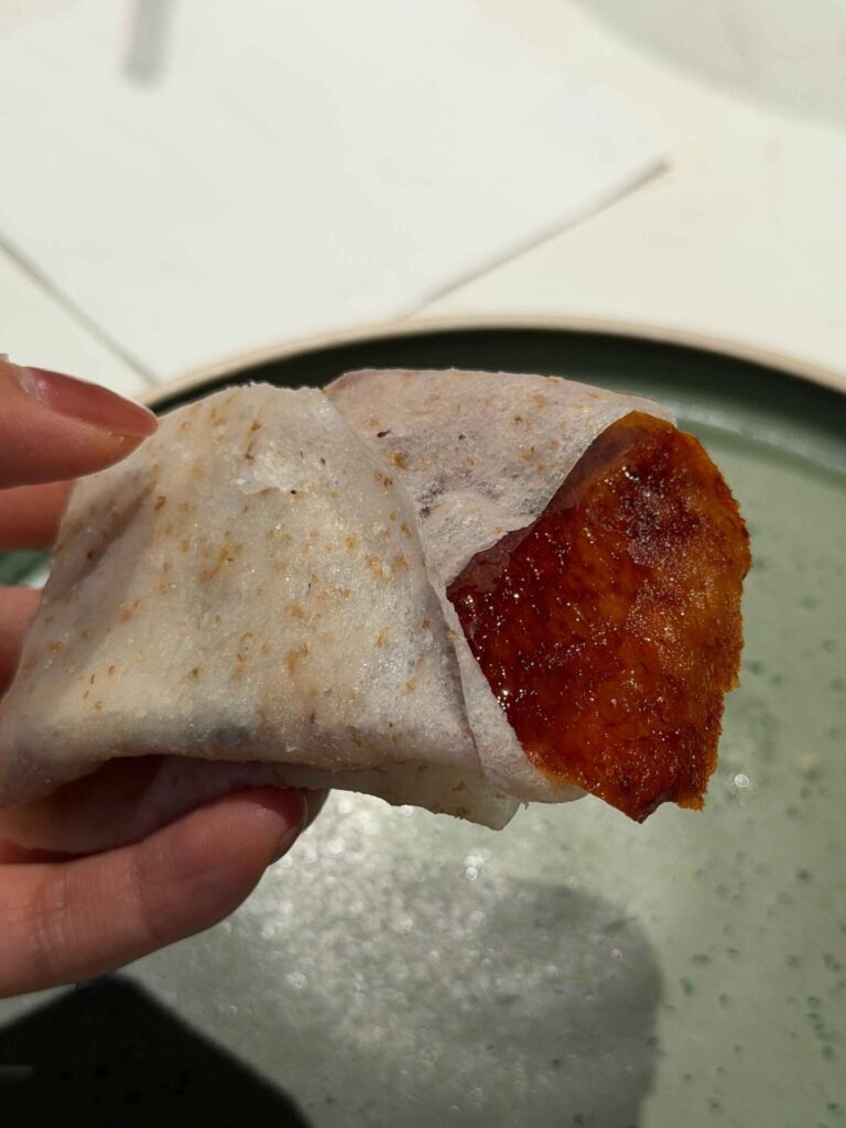 台中美食|九華樓:跳跳糖片鴨捲餅超特別,手工鴨蛋黃布丁超好吃!九華樓 朝富店|大推什麼都能吃到的全鴨匯!四個人吃份量剛剛好!