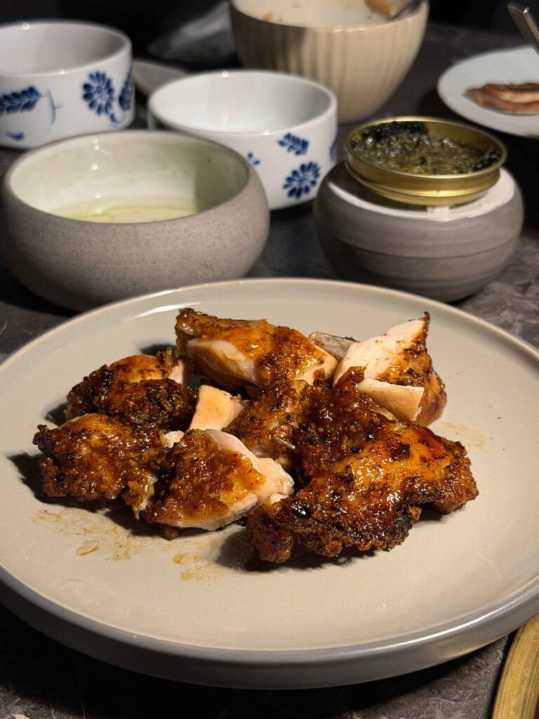 台中美食｜京燒肉：大推昆布鹽生菜沙拉，還有鮭魚卵爆炸多的炸飯糰！
京燒肉｜蜂蜜檸檬氣泡飲無限續！當月壽星的壽桃超可愛！