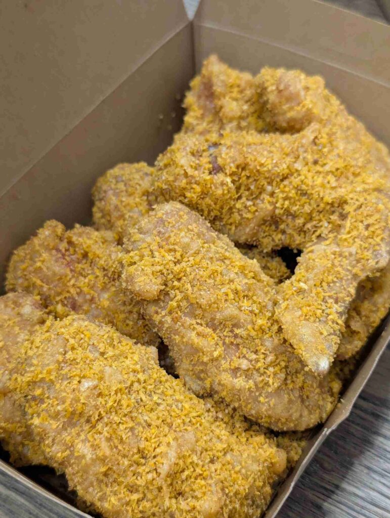 台中美食｜醬雞派：煙燻蜂蜜威士忌雞排真的有威士忌味！避風塘雞翅也很推！醬雞派炸雞排店｜北屯民俗公園附近，想吃特色雞排雞翅首選！