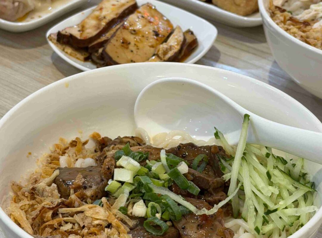 台中┃大王麻辣乾麵：輕輕辣就有辣，是辣的很舒服的乾麵！