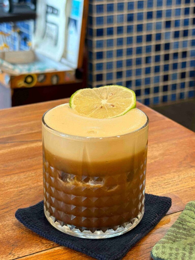 台中美食|默契咖啡:大推夏季限定的麻薏奶茶!喜歡到點第二杯!Match Café 默契咖啡|安靜的咖啡廳,很適合一個人來!